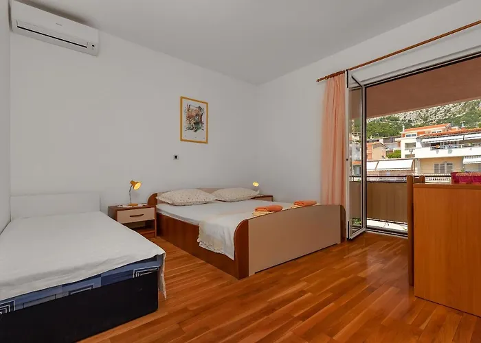 Big Balcony Bugenvilija Apartment *