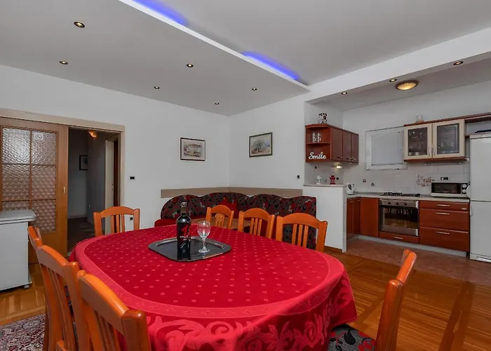 Appartement Big Balcony Bugenvilija